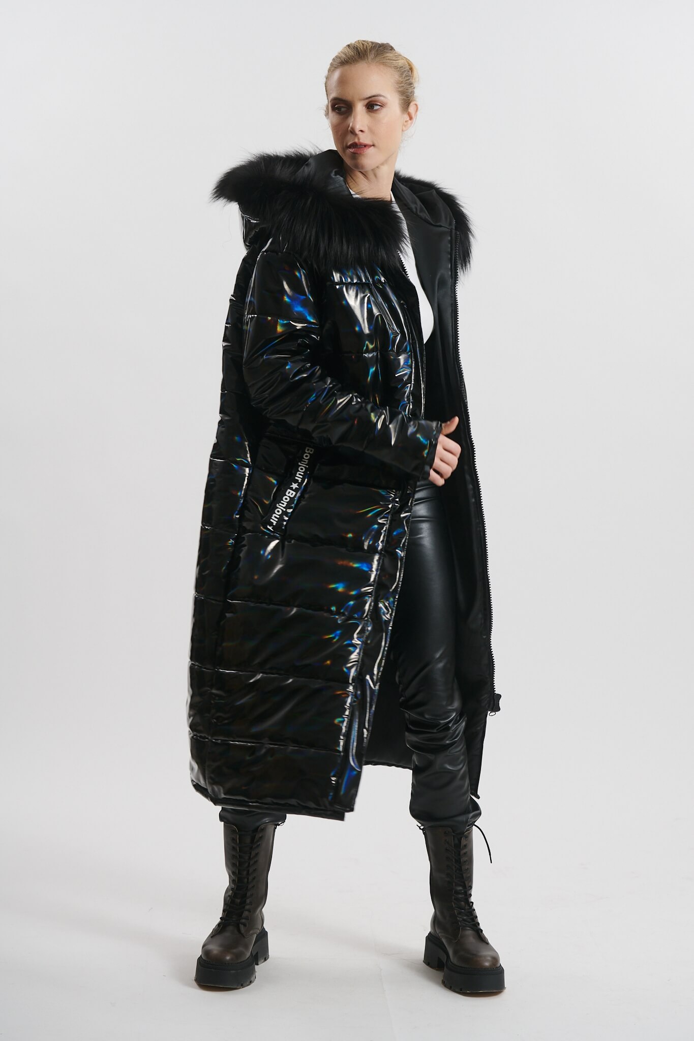 Women's padded jacket with hood